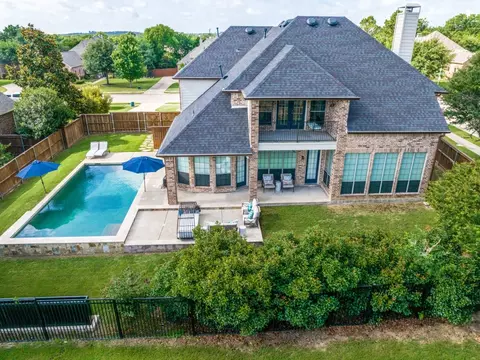301 Foxcroft Ln, Keller, TX 76248