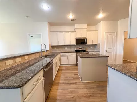 Kitchen - 5591 Coventry Dr, Prosper, TX 75078 photo 2 of 2