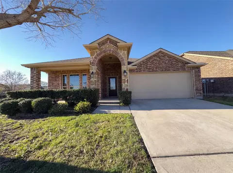 Exterior - 5591 Coventry Dr, Prosper, TX 75078 photo 3 of 4