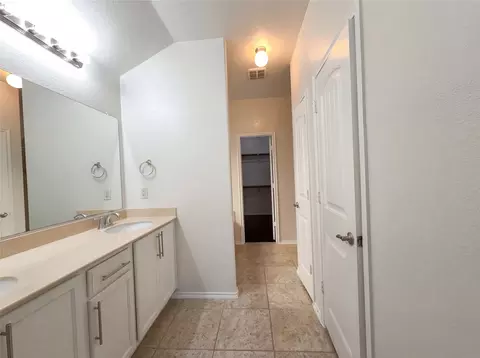 Bath - 5591 Coventry Dr, Prosper, TX 75078 photo 1 of 2