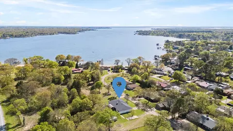 113 E Bayside Dr, Mabank, TX 75156