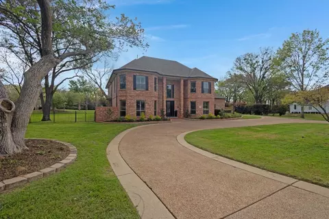 1908 Peninsula Dr, Flower Mound, TX 75022