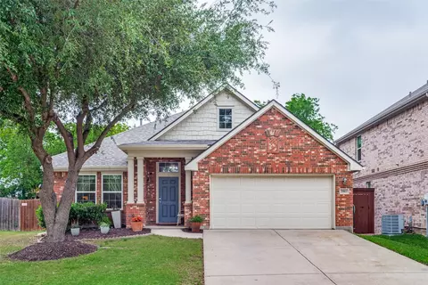 3901 Denridge Ln, Roanoke, TX 76262