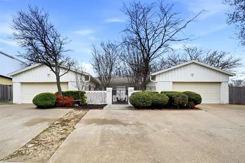 3215 Las Vegas Trl, Fort Worth, TX 76116