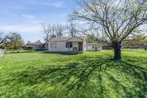2807 S Montreal Ave, Dallas, TX 75224