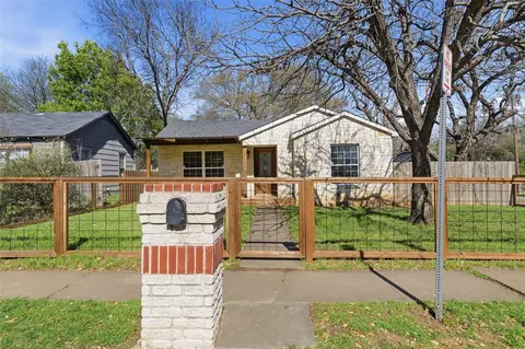 1901 N 7th St, Waco, TX 76708