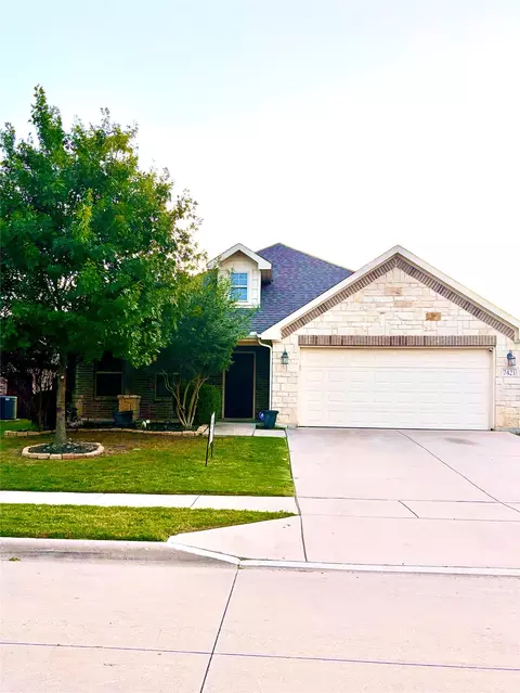 7421 Innisbrook Ln, Fort Worth, TX 76179
