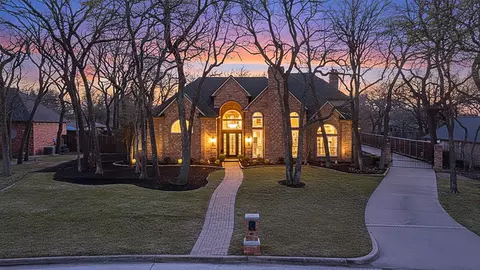 106 San Jacinto Ct, Southlake, TX 76092