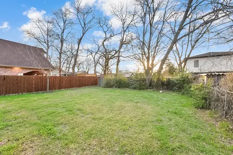 3415 Crossman Ave, Dallas, TX 75212