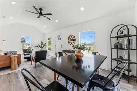 Dining - 815 Garrison St, Waco, TX 76704 photo 3 of 3