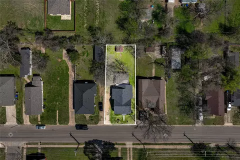 View/Area - 815 Garrison St, Waco, TX 76704 photo 2 of 3