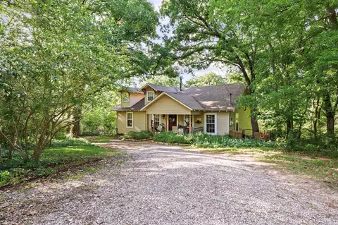 901 Old State Ln, Denison, TX 75020