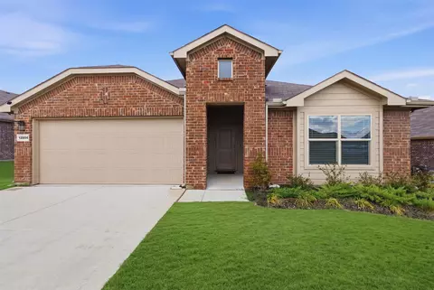13504 Gunsmoke Ln, Cresson, TX 76035