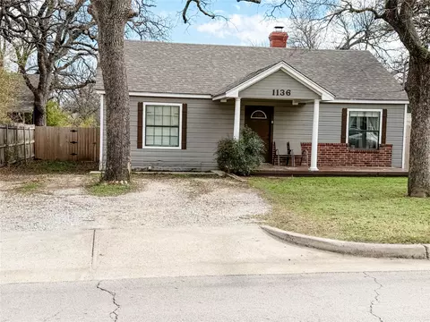 1136 W Long St, Stephenville, TX 76401
