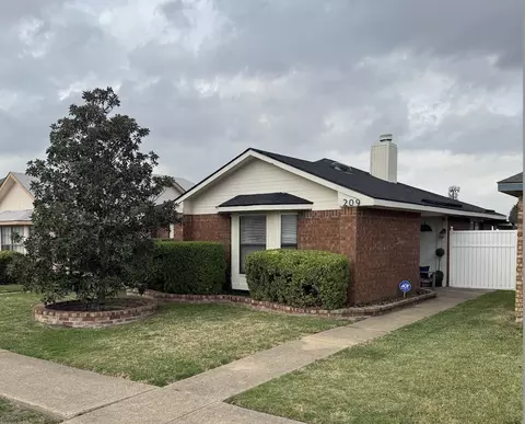 209 Overland Trl, Mesquite, TX 75149