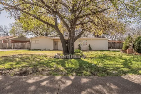 2204 Dunloe Ave, Dallas, TX 75228