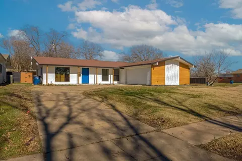 3061 Dothan Ln, Dallas, TX 75229