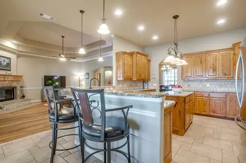 Kitchen - 515 Morrow Rd, Springtown, TX 76082 photo 1 of 4