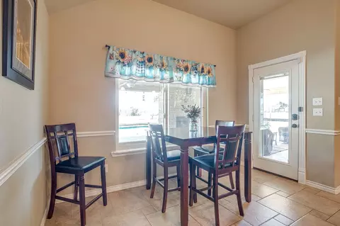 Dining - 515 Morrow Rd, Springtown, TX 76082 photo 2 of 2