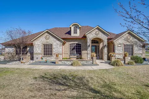 515 Morrow Rd, Springtown, TX 76082