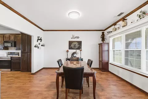 Dining - 301 Rhoades Ln, Springtown, TX 76082 photo 1 of 2