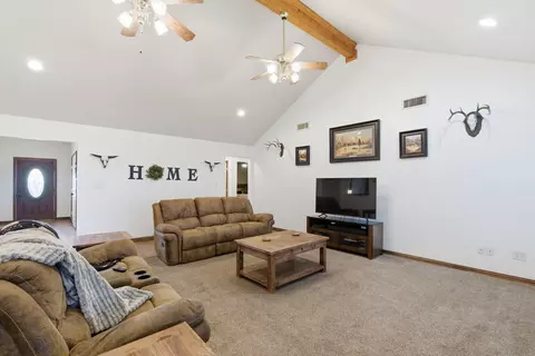 Living - 301 Rhoades Ln, Springtown, TX 76082 photo 1 of 2