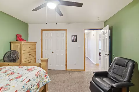 Bedroom - 301 Rhoades Ln, Springtown, TX 76082 photo 5 of 6