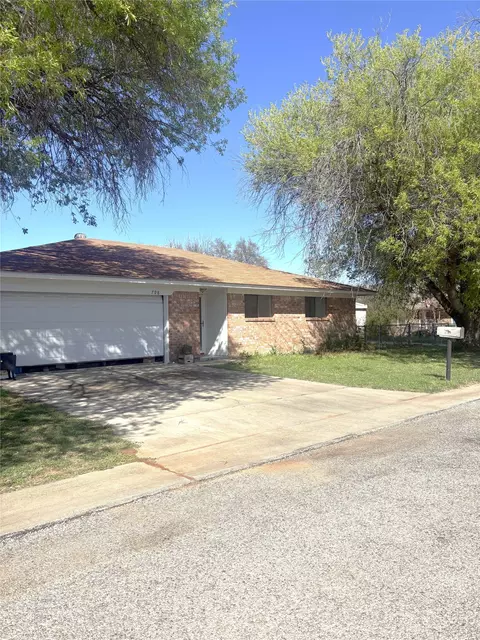 798 Scarlet Dr, Early, TX 76802