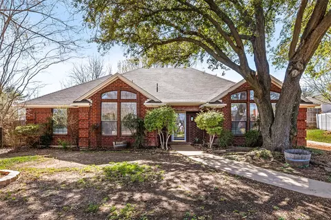 4102 Autumn Ridge Ct, Arlington, TX 76016