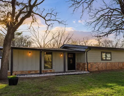 1006 Newell Dr, Hudson Oaks, TX 76087