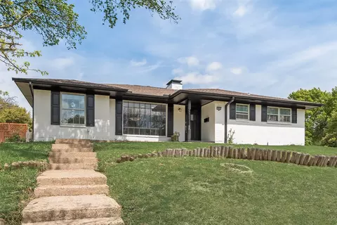 10823 Meadowcliff Ln, Dallas, TX 75238