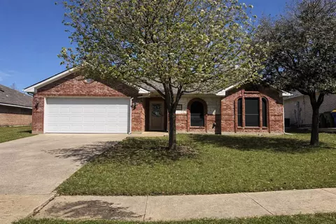 2704 Dakota Cir, Seagoville, TX 75159