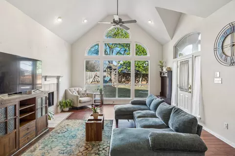 Other - 403 Hideaway Ct, Euless, TX 76039 photo 1 of 5
