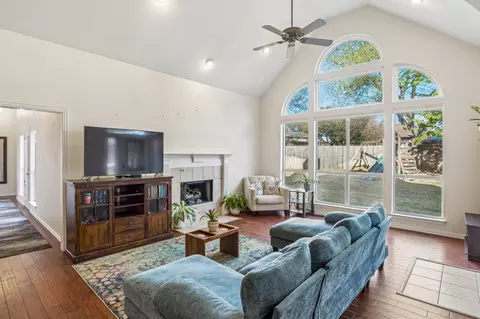 Living - 403 Hideaway Ct, Euless, TX 76039 photo 3 of 3