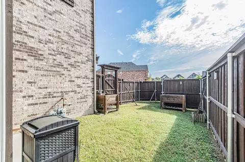 304 Adam Way, Euless, TX 76040 photo 33