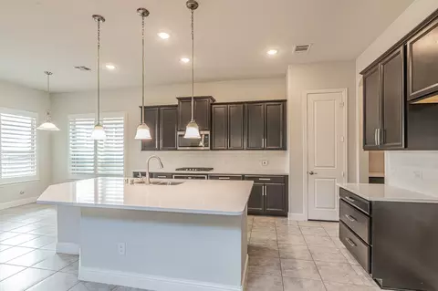 304 Adam Way, Euless, TX 76040 photo 13