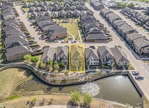 304 Adam Way, Euless, TX 76040 photo 2