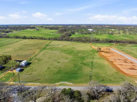 3120 Holbrook Rd, Springtown, TX 76082