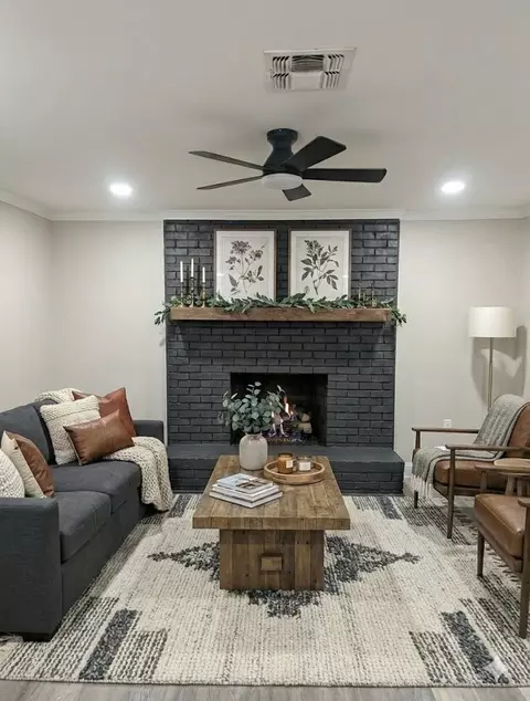 Living - 183 Beech Springs Rd, Minden, LA 71055 photo 3 of 6