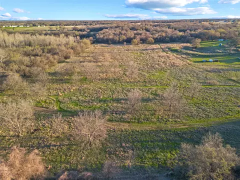 9911 Zion Hill Rd, Poolville, TX 76487