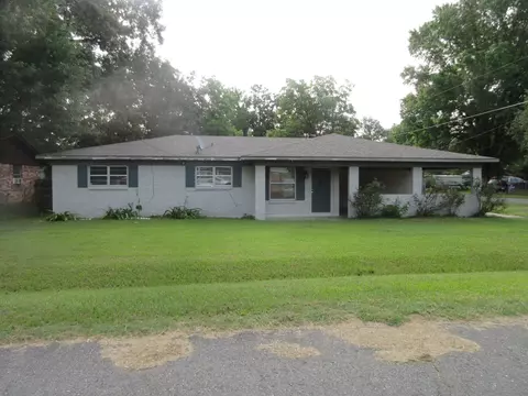 411 Evelyn St, Mooringsport, LA 71060