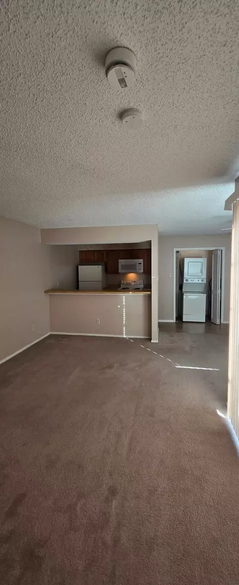 9811 Walnut St #301, Dallas, TX 75243