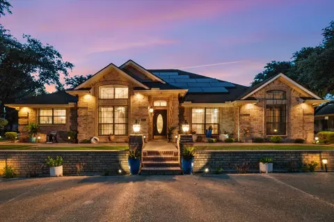 1301 Alford Dr, Hillsboro, TX 76645