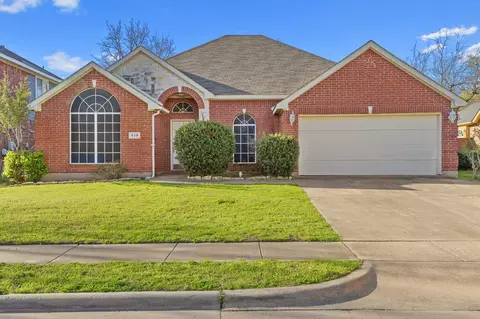 519 Delores Dr, Grand Prairie, TX 75052