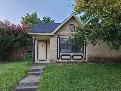 2423 Limestone Dr, Arlington, TX 76014