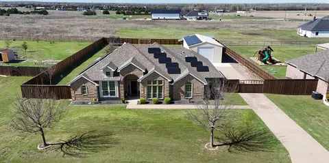 118 Chazlynn Ct, Waxahachie, TX 75165