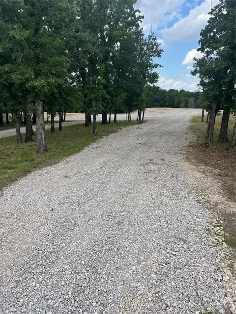268 Falcon Dr, Weatherford, TX 76088