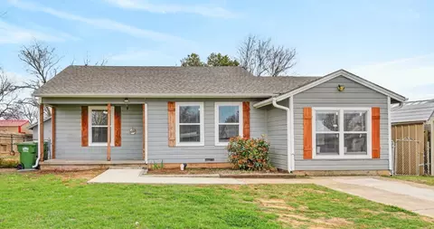 2108 SE 19th St, Mineral Wells, TX 76067