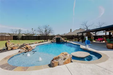 470 Wilson Bend Rd, Millsap, TX 76066