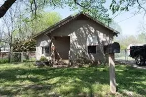 707 Ritchey St, Gainesville, TX 76240